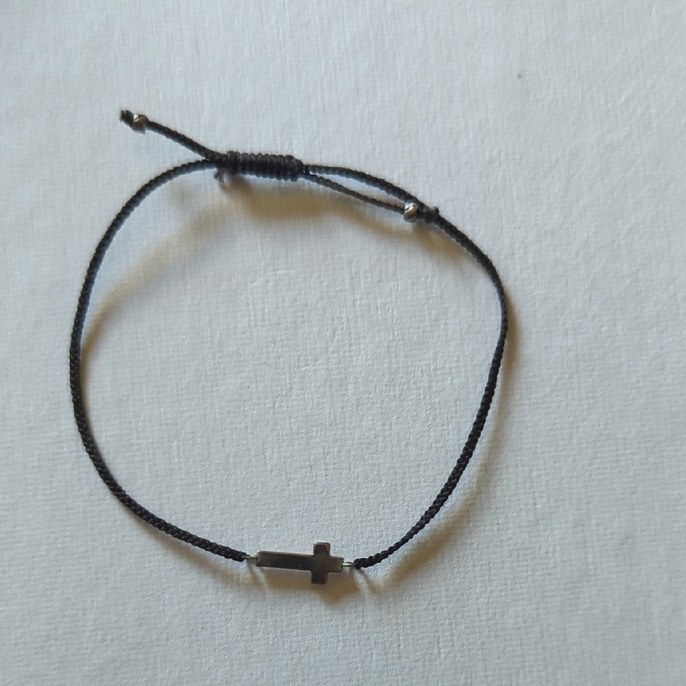 Silpada Black Minimalist Cross Jewelry Bracelet